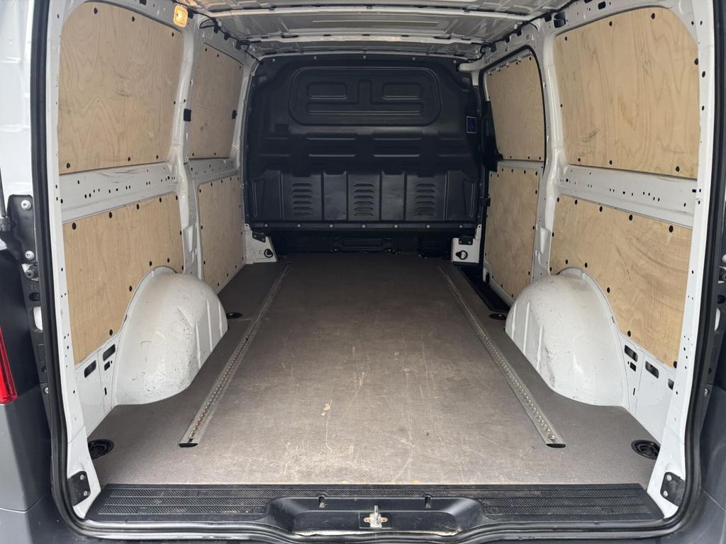 Mercedes-Benz eVito 2021