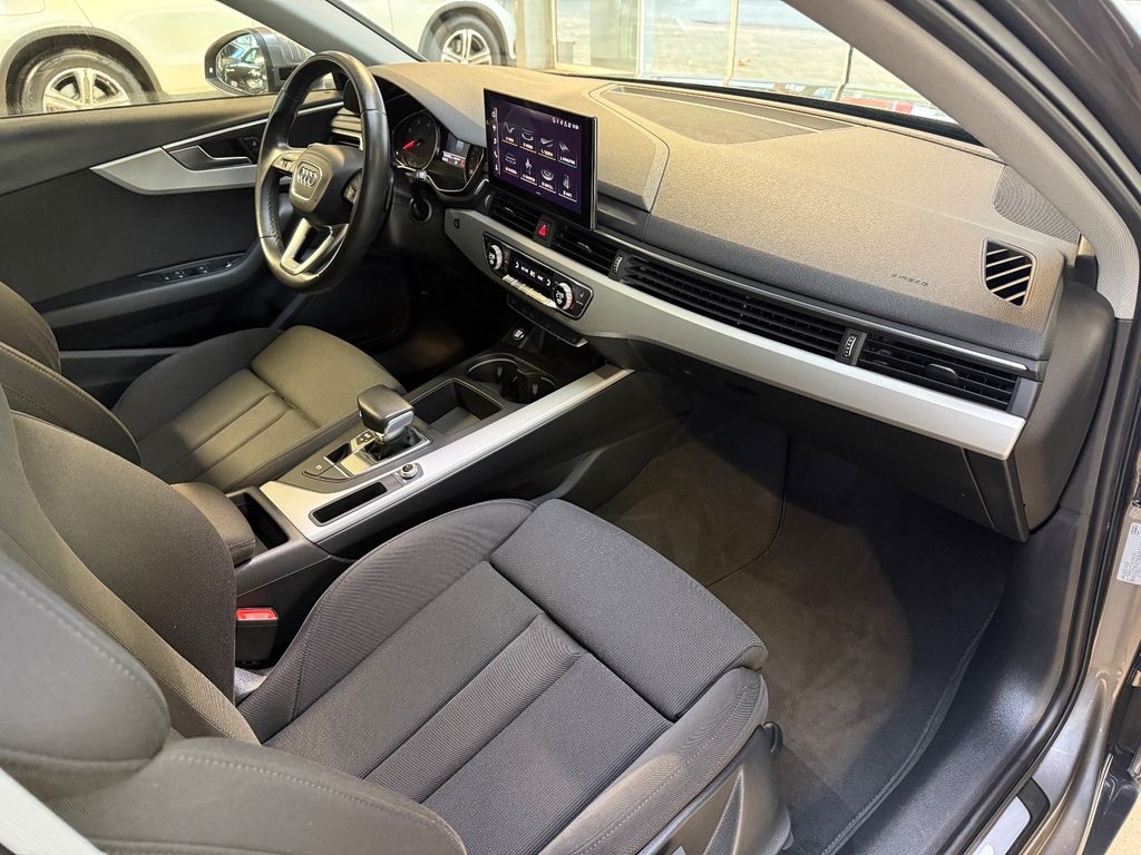 Audi A4 2021