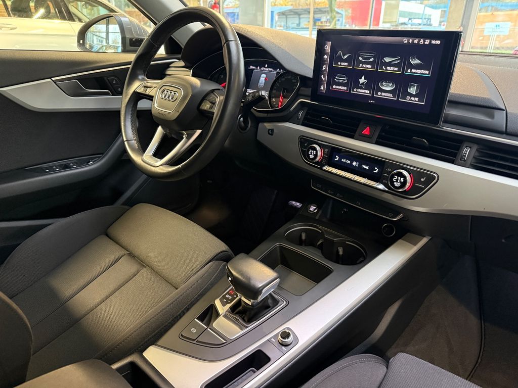 Audi A4 2021