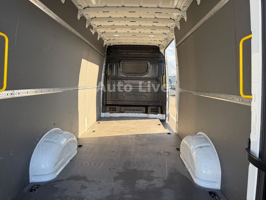 Volkswagen Crafter 2024