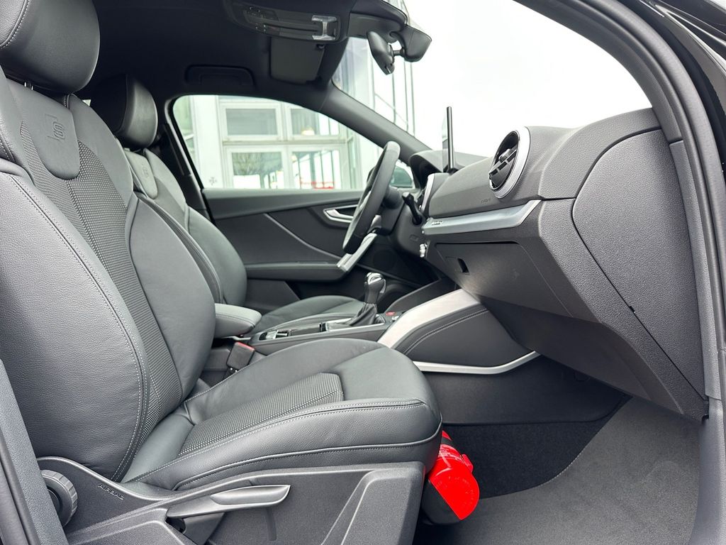 Audi SQ2 2025