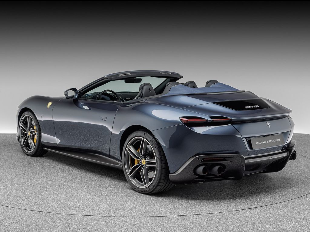 Ferrari Roma 2025