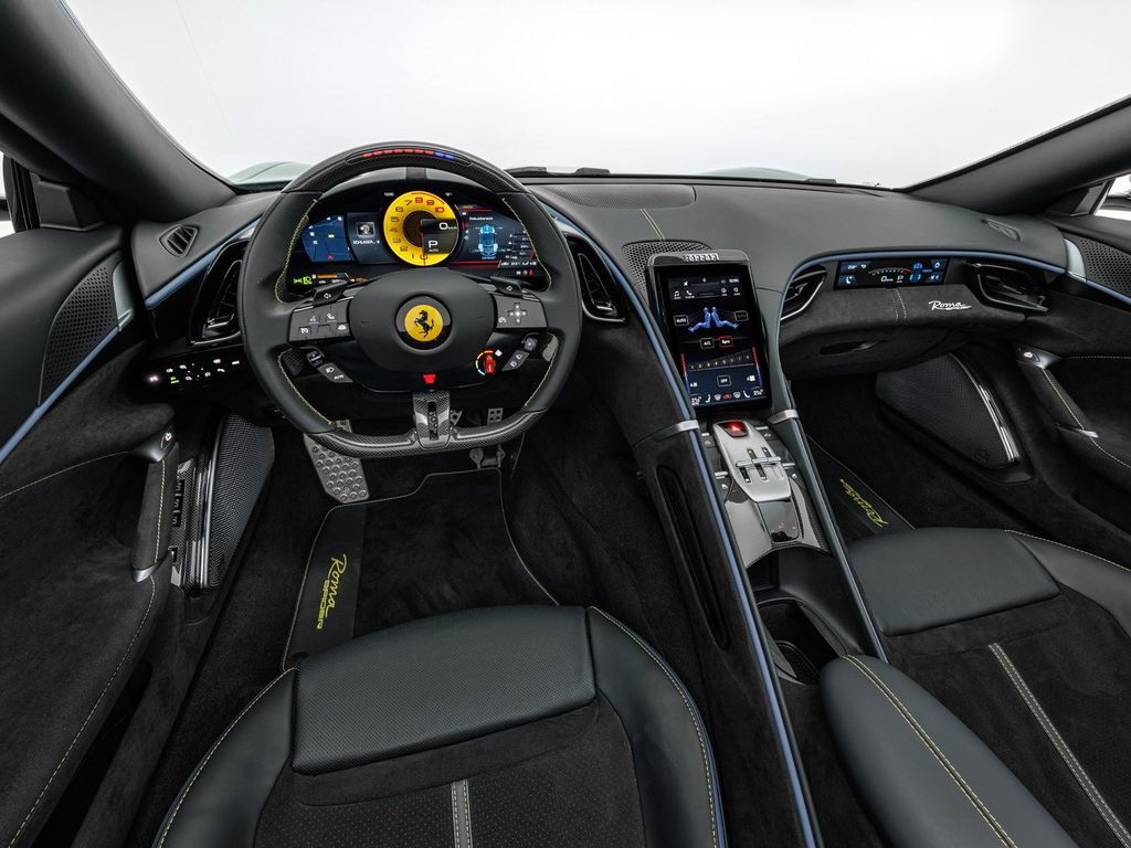 Ferrari Roma 2025