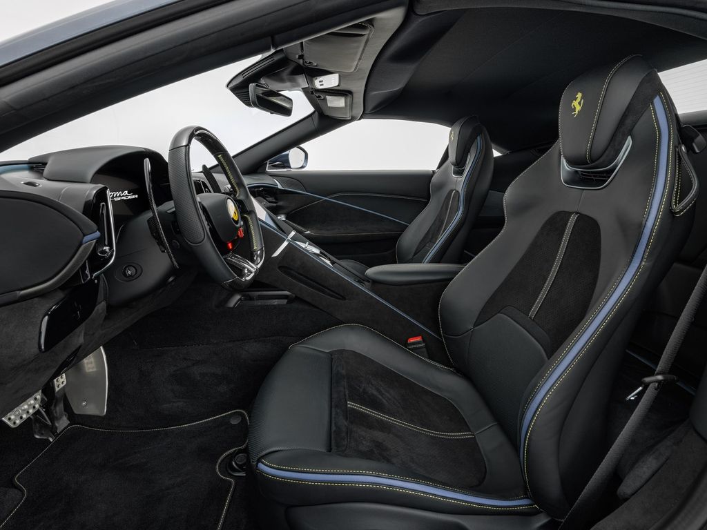 Ferrari Roma 2025