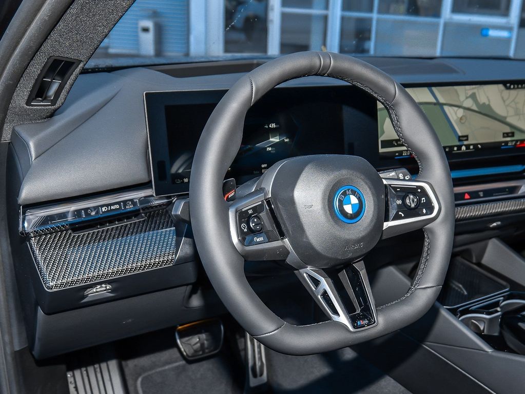 BMW i5 2025