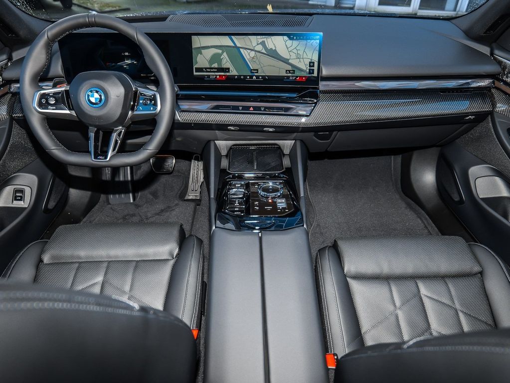 BMW i5 2025