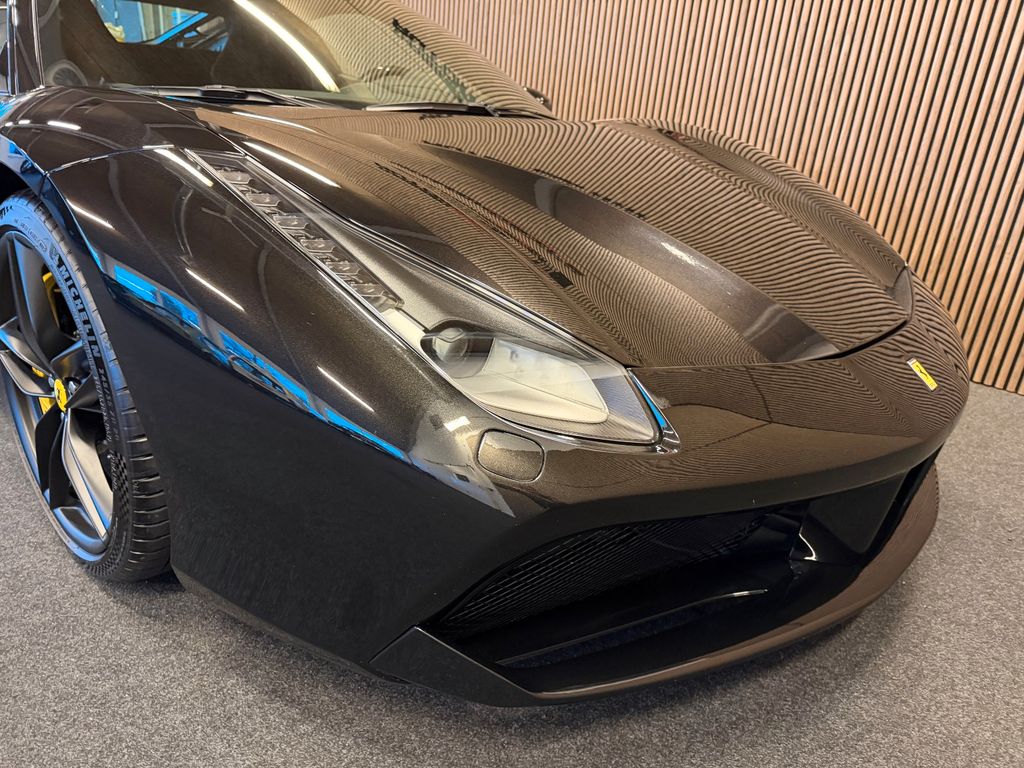 Ferrari 488 GTB 2019