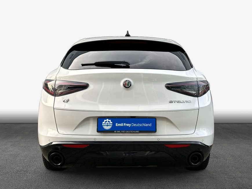 Alfa Romeo Stelvio 2025