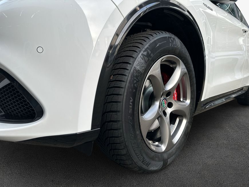 Alfa Romeo Stelvio 2025