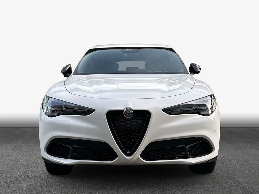 Alfa Romeo Stelvio 2025
