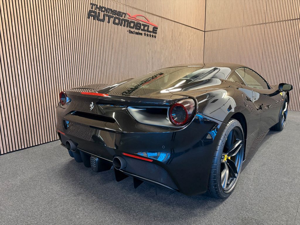 Ferrari 488 GTB 2019