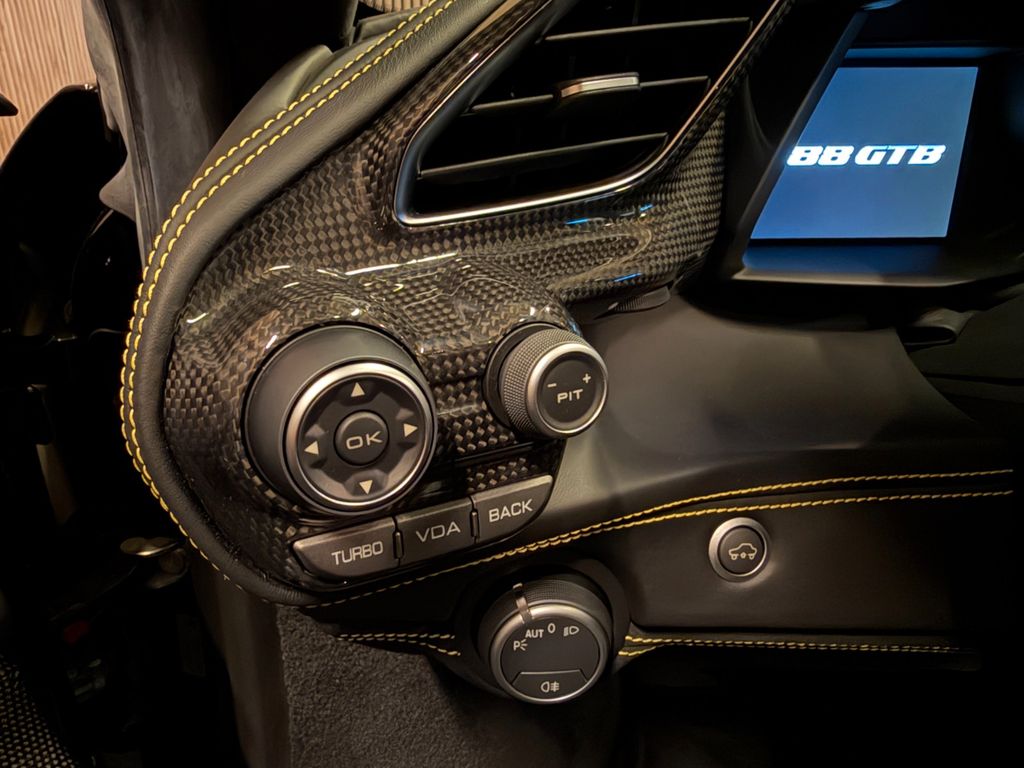 Ferrari 488 GTB 2019