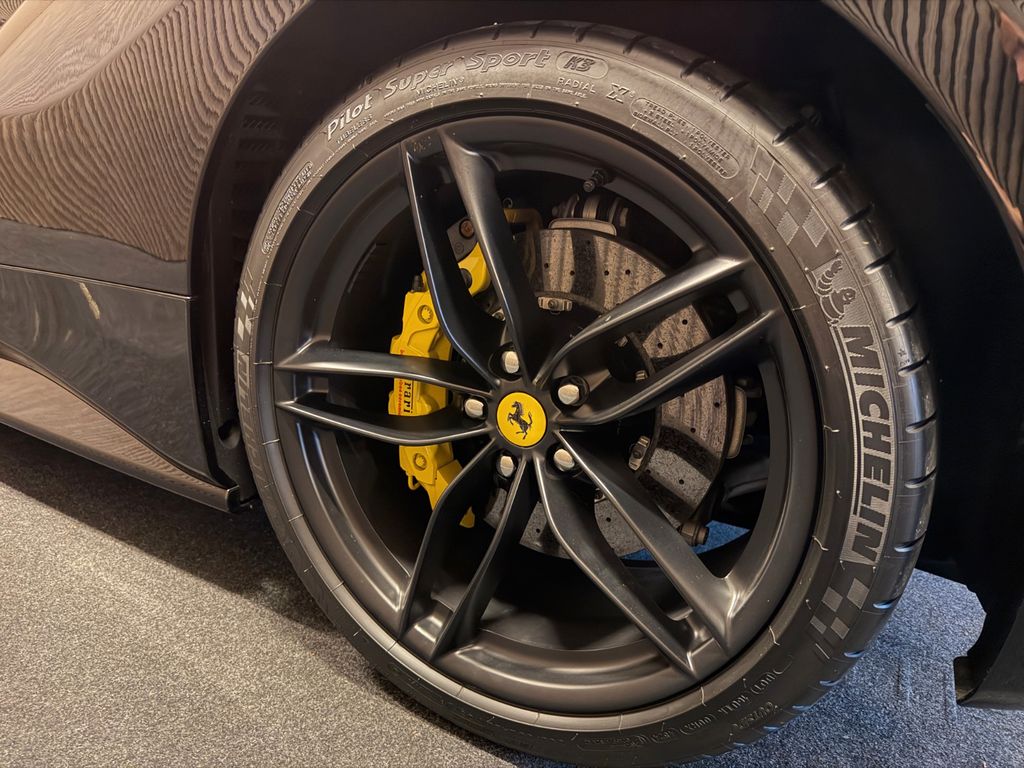 Ferrari 488 GTB 2019