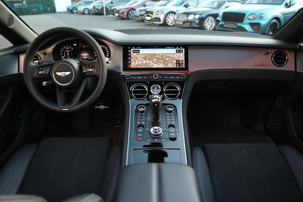 Bentley Continental GTC 2024