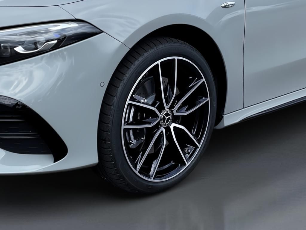 Mercedes-Benz A 250 2025