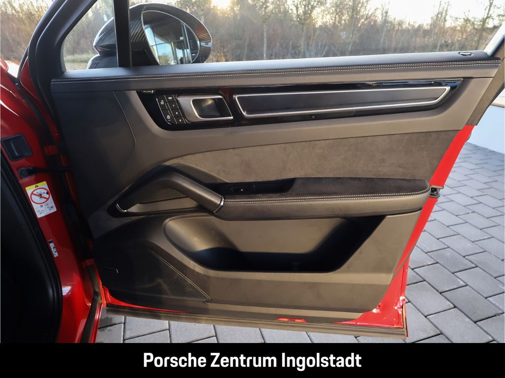 Porsche Cayenne 2022