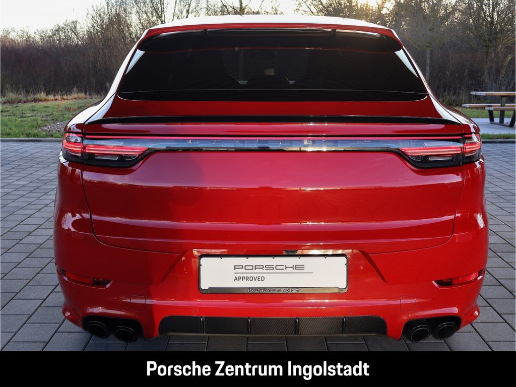 Porsche Cayenne 2022