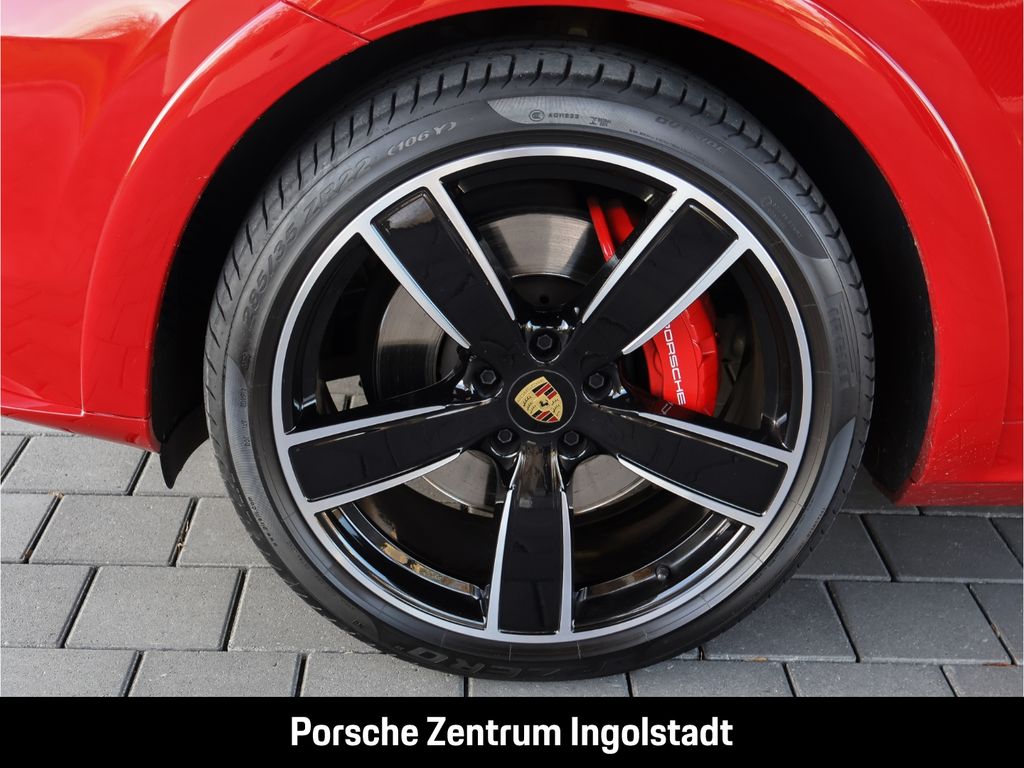 Porsche Cayenne 2022