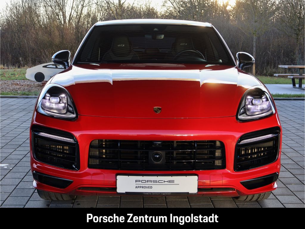 Porsche Cayenne 2022