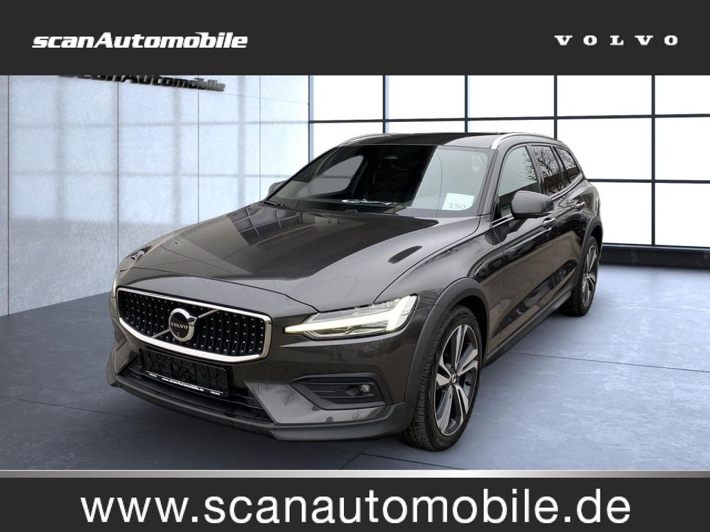 Volvo V60 Cross Country 2023