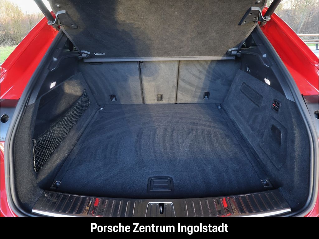 Porsche Cayenne 2022