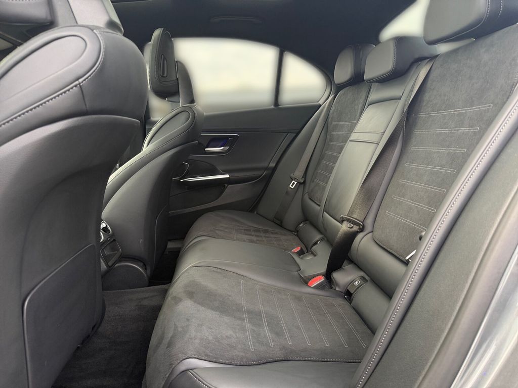 Mercedes-Benz C 300 2024