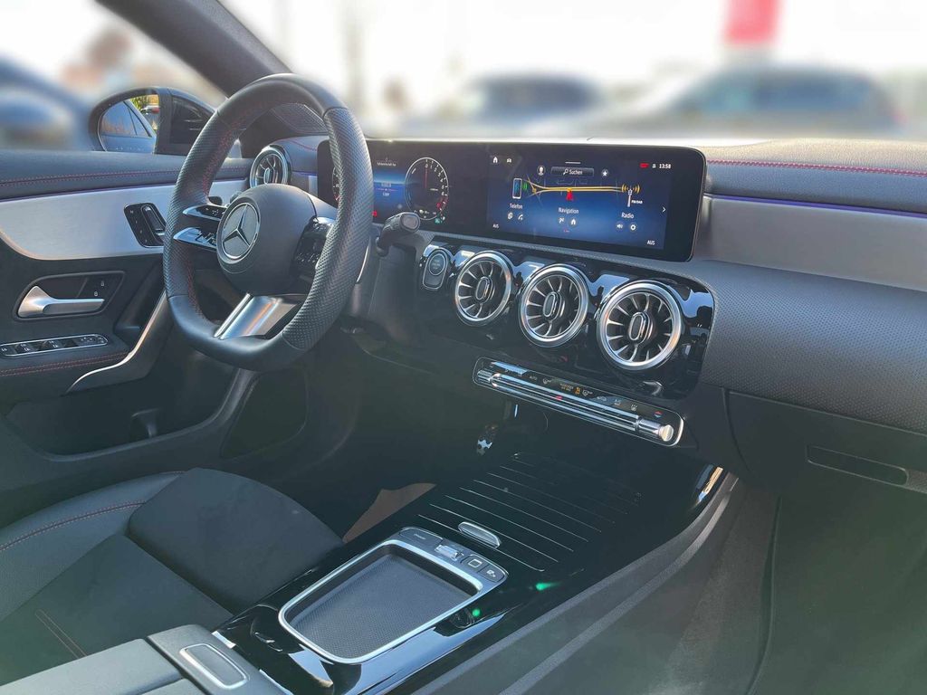 Mercedes-Benz CLA 250 2024