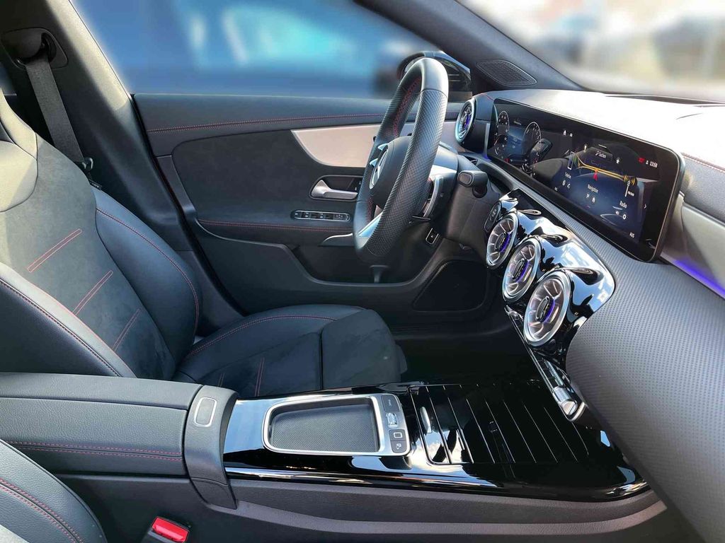 Mercedes-Benz CLA 250 2024