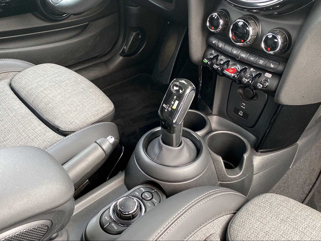 MINI Cooper Cabrio 2022