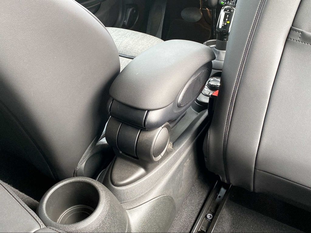 MINI Cooper Cabrio 2022