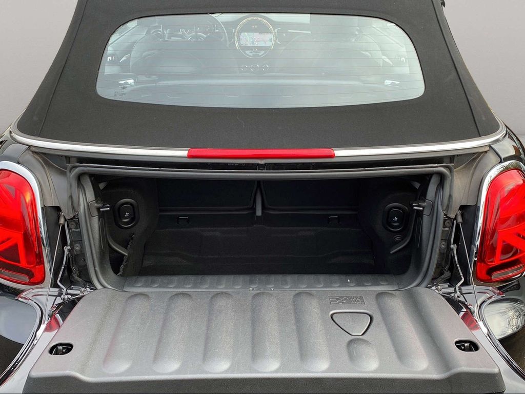 MINI Cooper Cabrio 2022