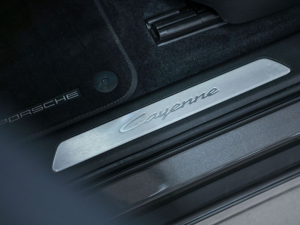 Porsche Cayenne 2023