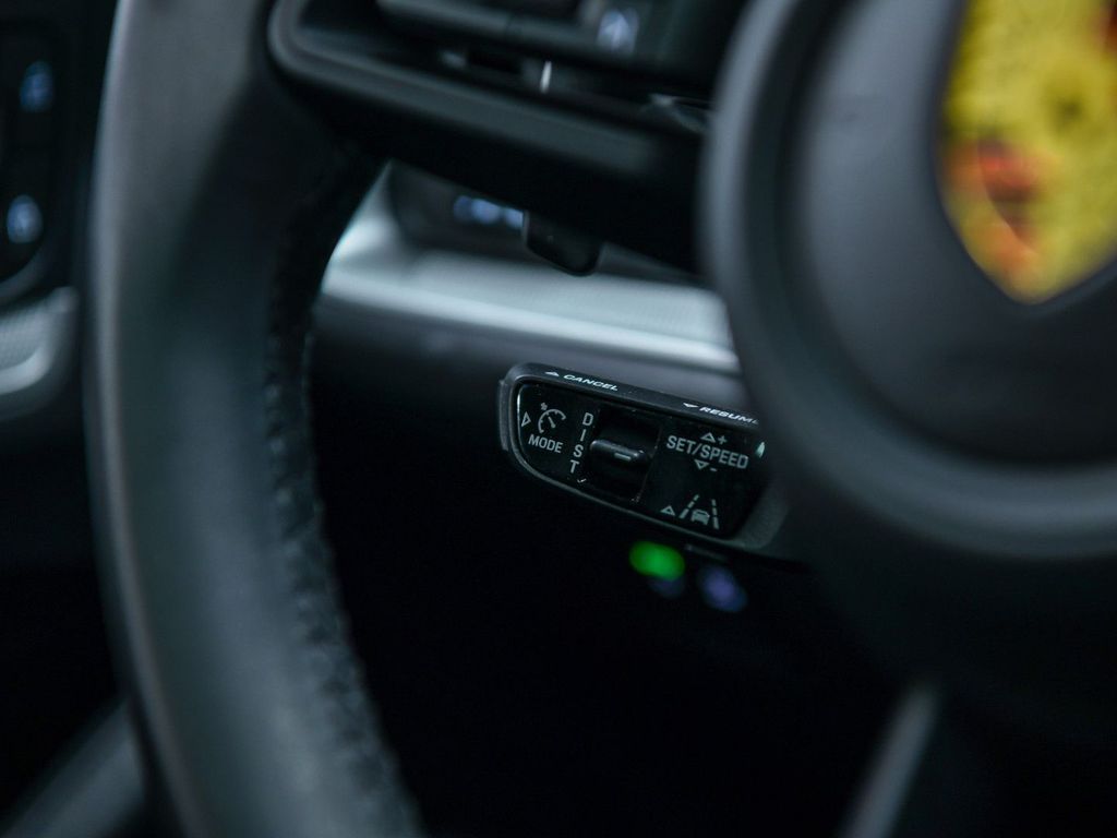 Porsche Cayenne 2023