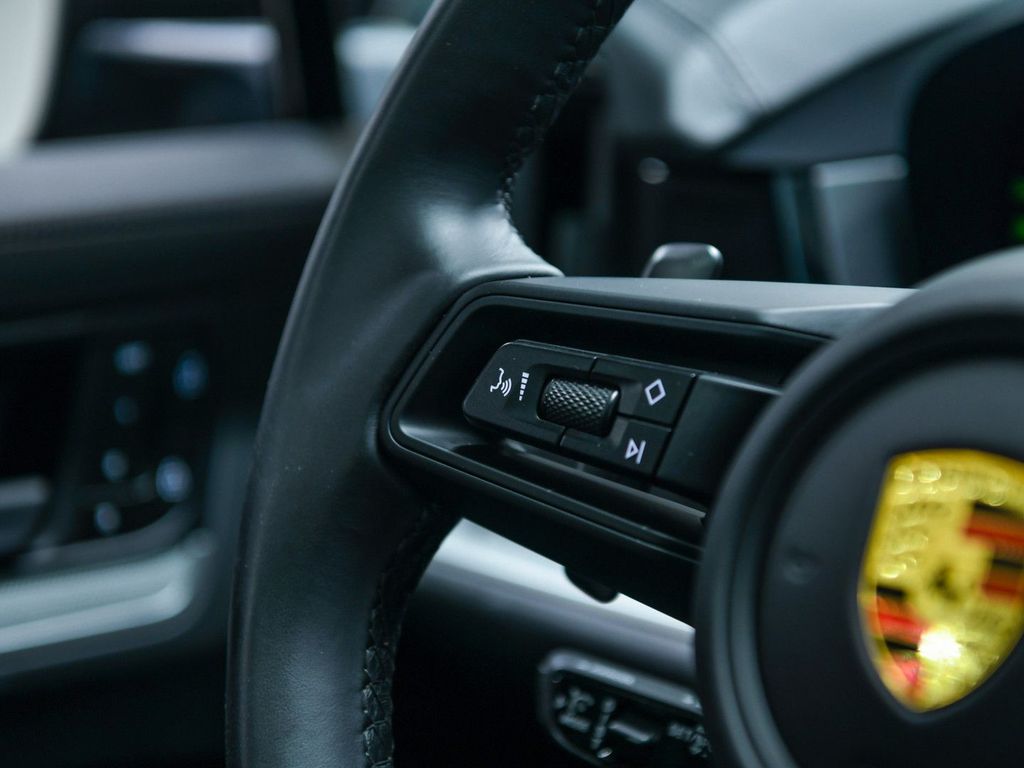 Porsche Cayenne 2023