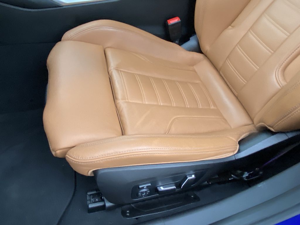 BMW 330 2024