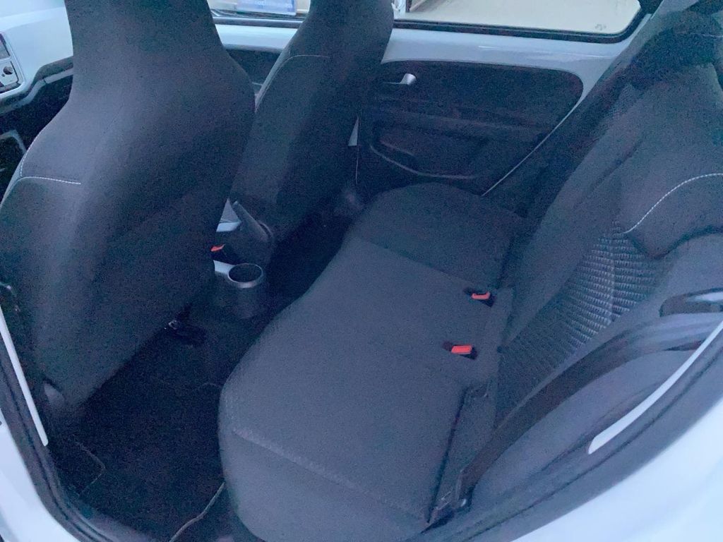 Volkswagen up! 2022