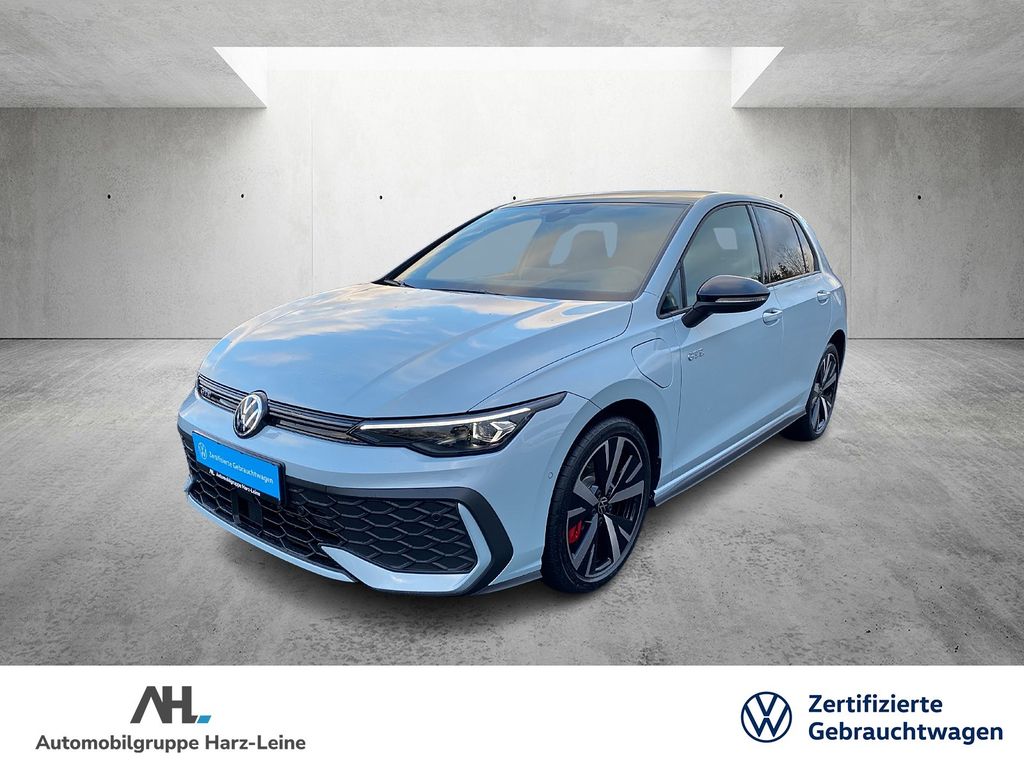 Volkswagen Golf 2025