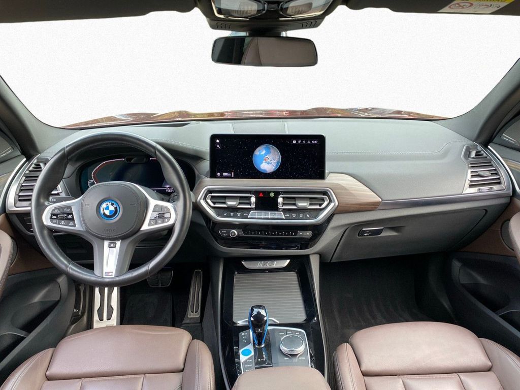 BMW iX3 2022