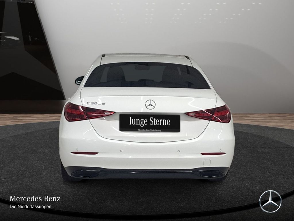 Mercedes-Benz C 300 2024