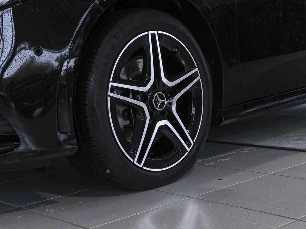 Mercedes-Benz A 250 2021