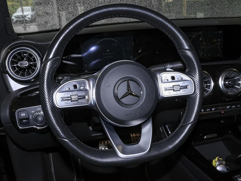 Mercedes-Benz A 250 2021