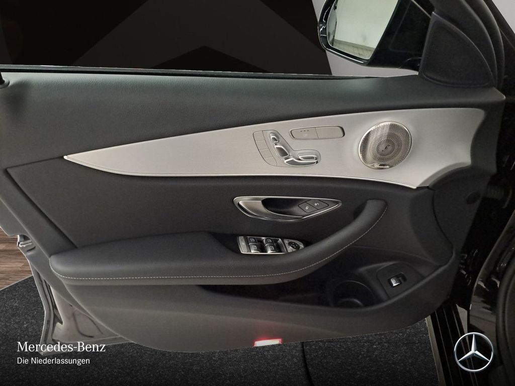 Mercedes-Benz E 220 2024