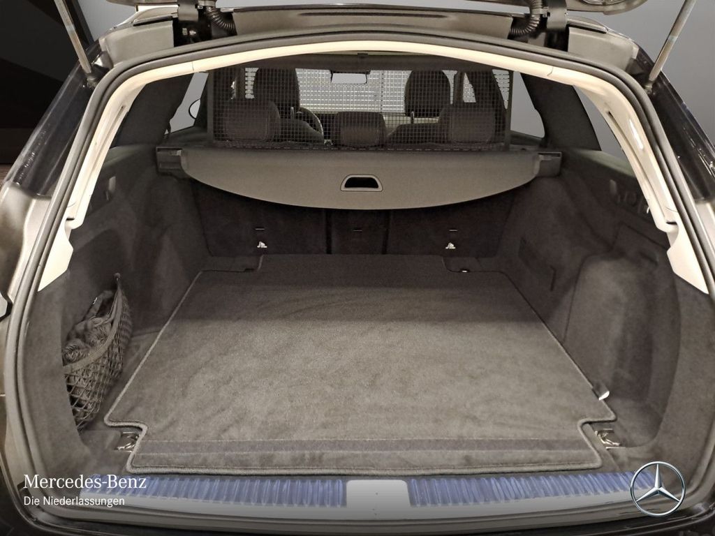 Mercedes-Benz E 220 2024