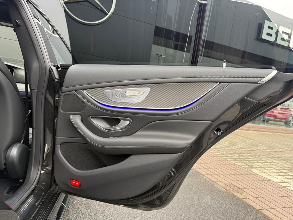 Mercedes-Benz AMG GT 2025