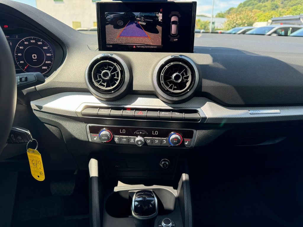 Audi Q2 2024