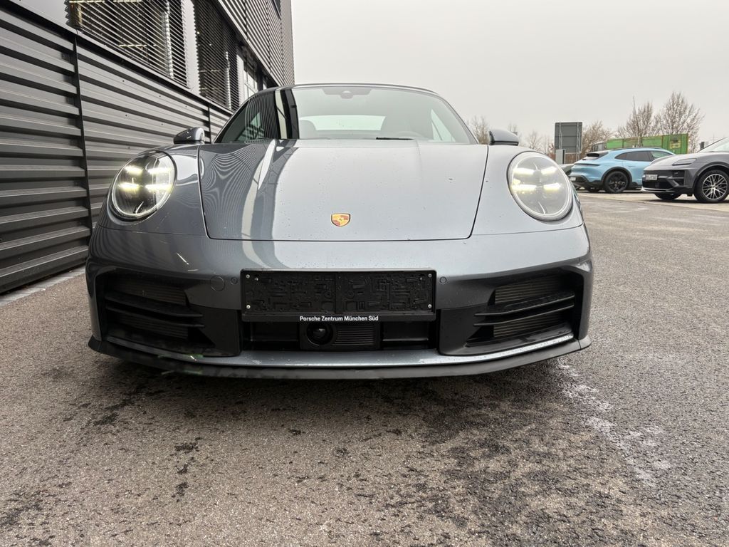 Porsche 992 2025