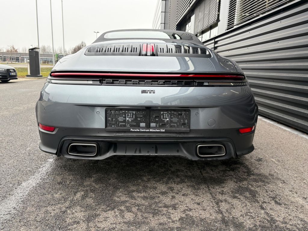 Porsche 992 2025