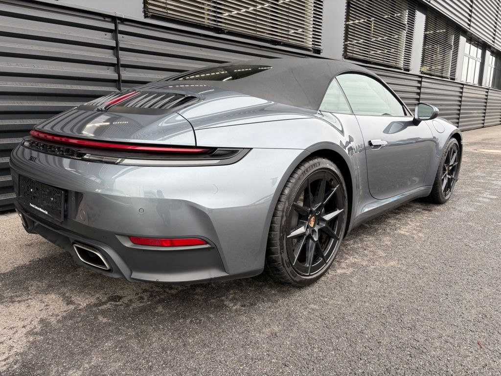 Porsche 992 2025