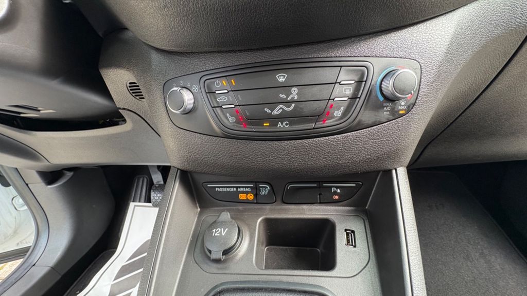 Ford Transit Courier 2019