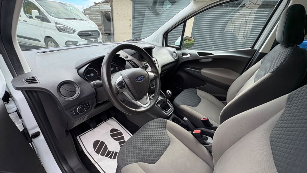 Ford Transit Courier 2019